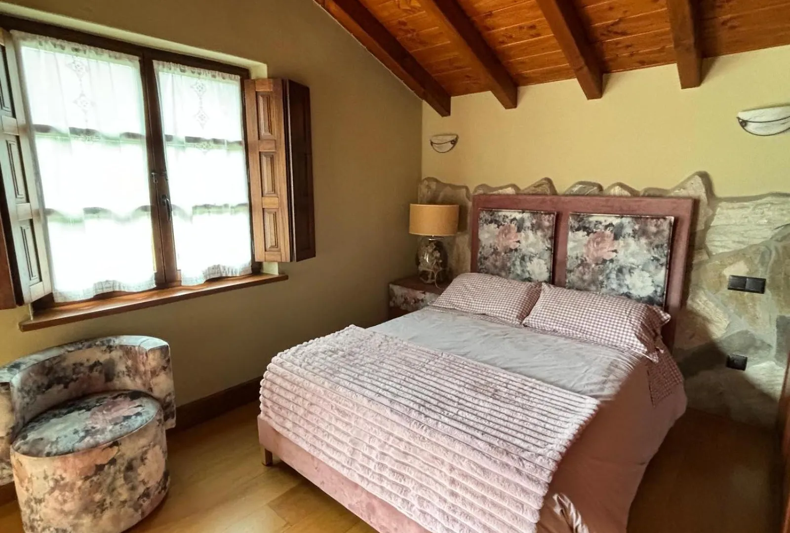 Vila Vivienda Turistica Jardin Con Encanto Y Piscina Emaldia