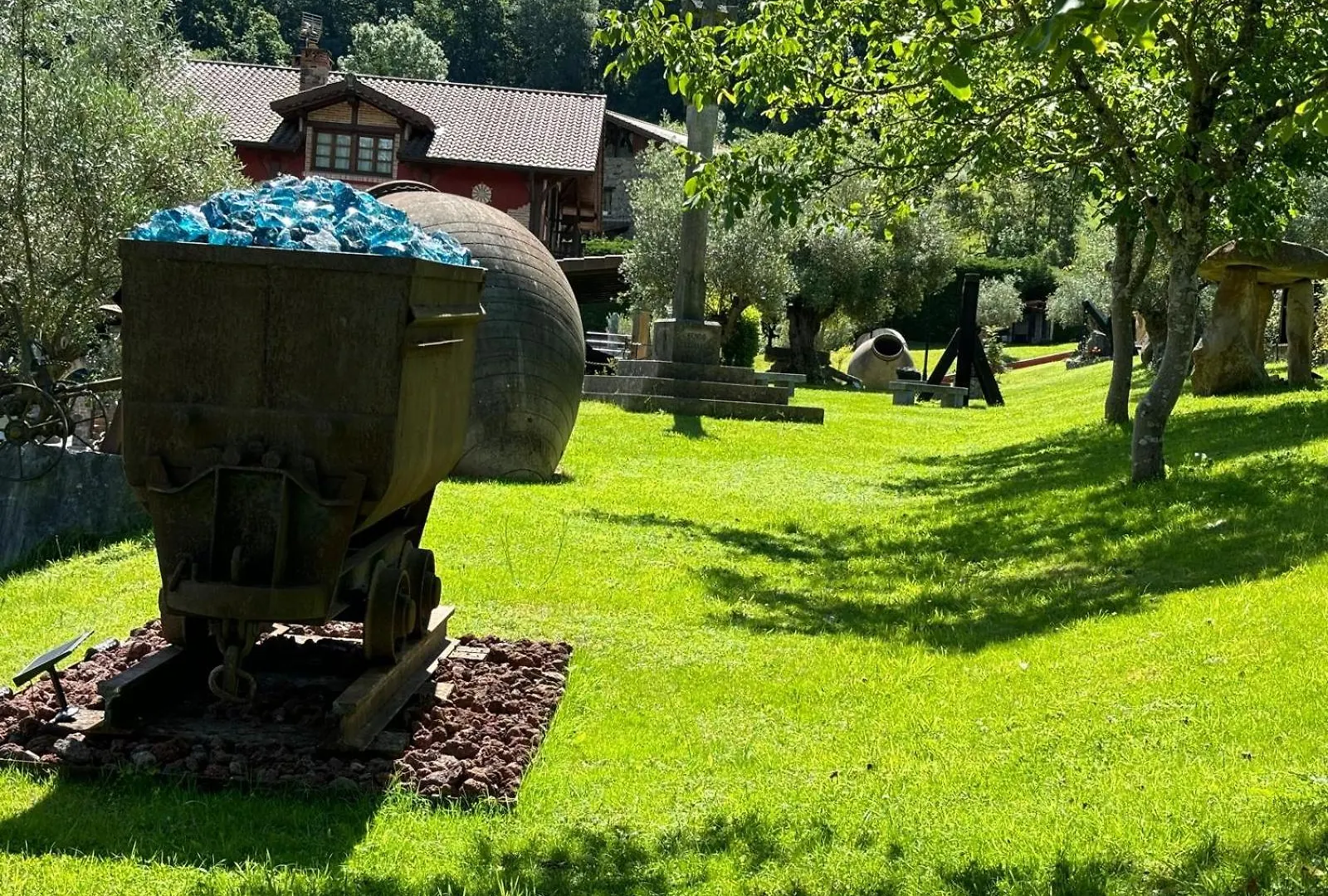 Vivienda Turistica Jardin Con Encanto Y Piscina Emaldia