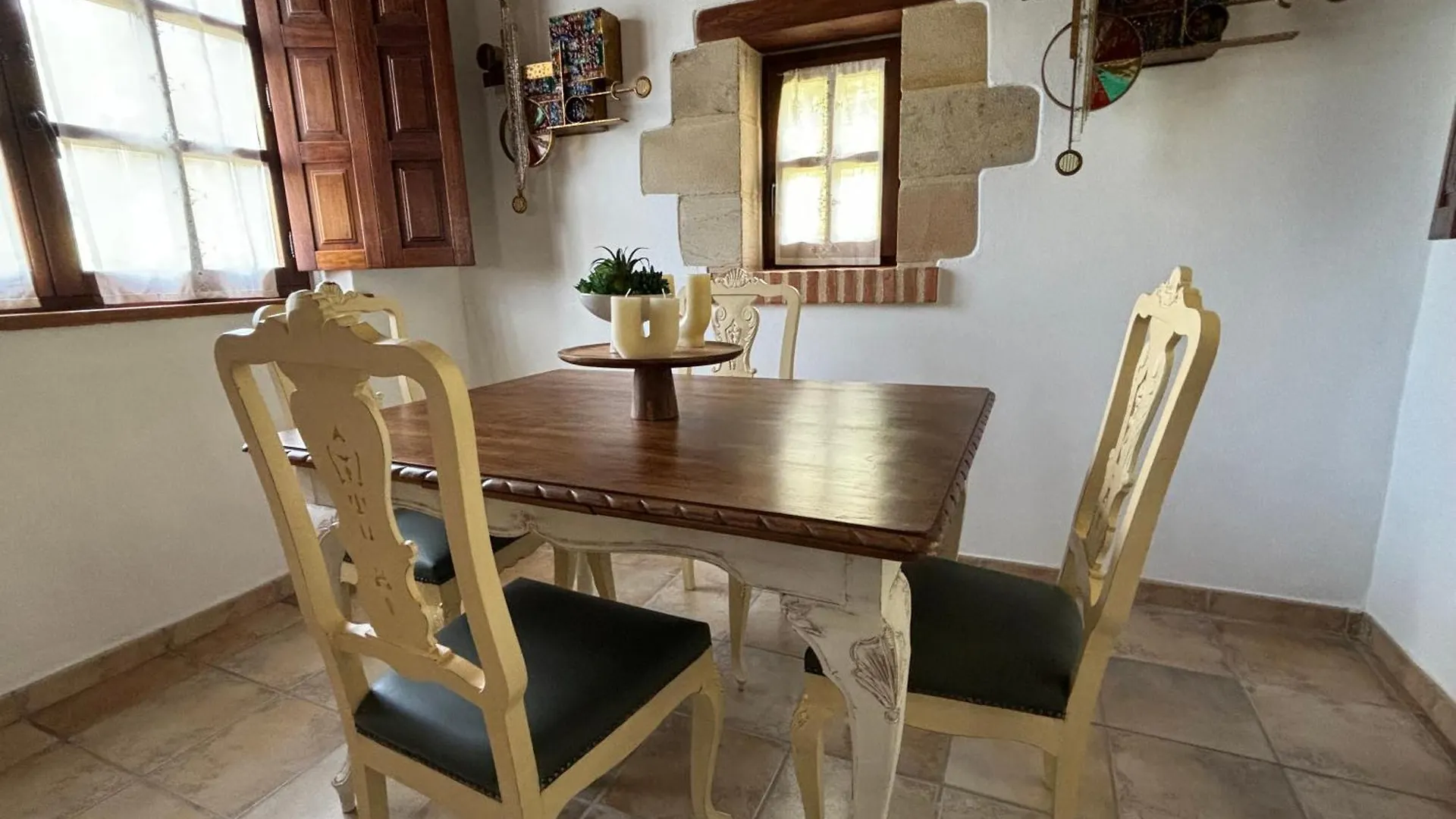 Vila Vivienda Turistica Jardin Con Encanto Y Piscina Emaldia