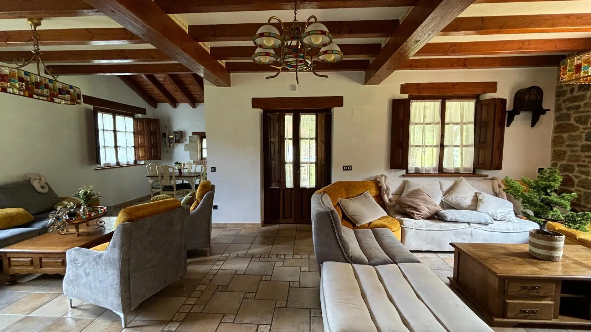 Vivienda Turistica Jardin Con Encanto Y Piscina Emaldia
